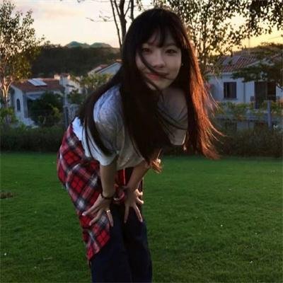 青青河畔草